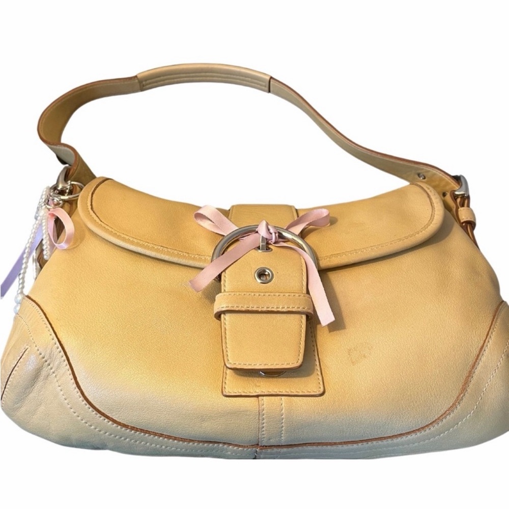 🔥 Vintage Coach Soho Flap Bag 9248 –Y2K 2003 Buckle Shoulder Bag | Beige Leather - Picture 4 of 11